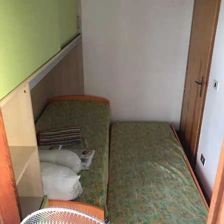 Via Pitagora, 500 Metri Dal Mare Скалея