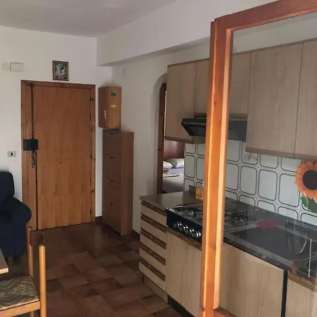 Via Pitagora, 500 Metri Dal Mare Скалея