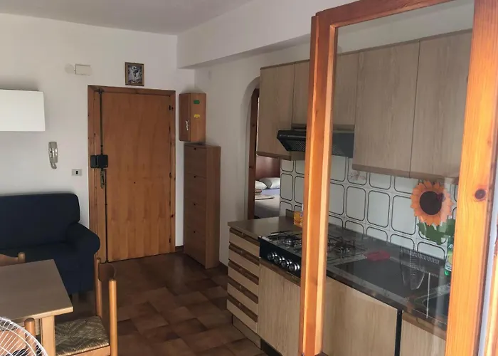 Via Pitagora, 500 Metri Dal Mare סקליאה